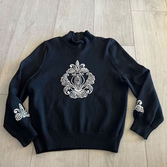 St. John Sportswear Black Mock Neck Sweater Pearl Beading Fleur de Lis size m - Picture 1 of 7